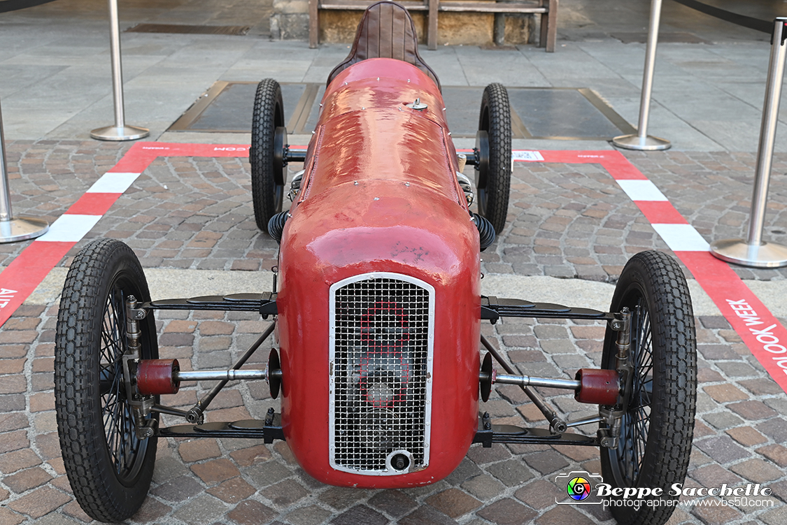 VBS_3871 - Autolook Week - Le auto in Piazza San Carlo.jpg